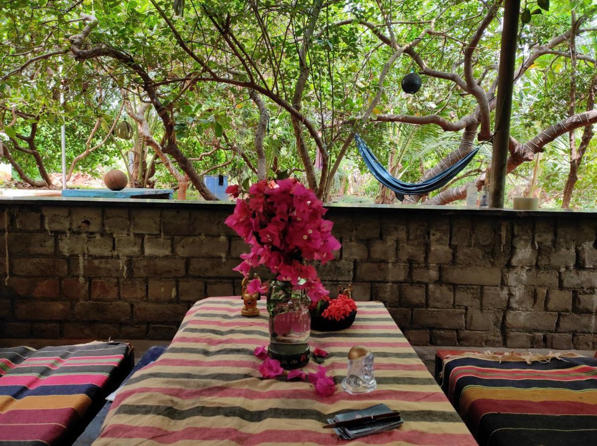 Travellers Tribe By Livelehood Habitat Albergue Auroville Exterior foto