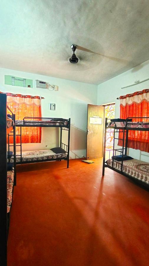 Travellers Tribe By Livelehood Habitat Albergue Auroville Exterior foto