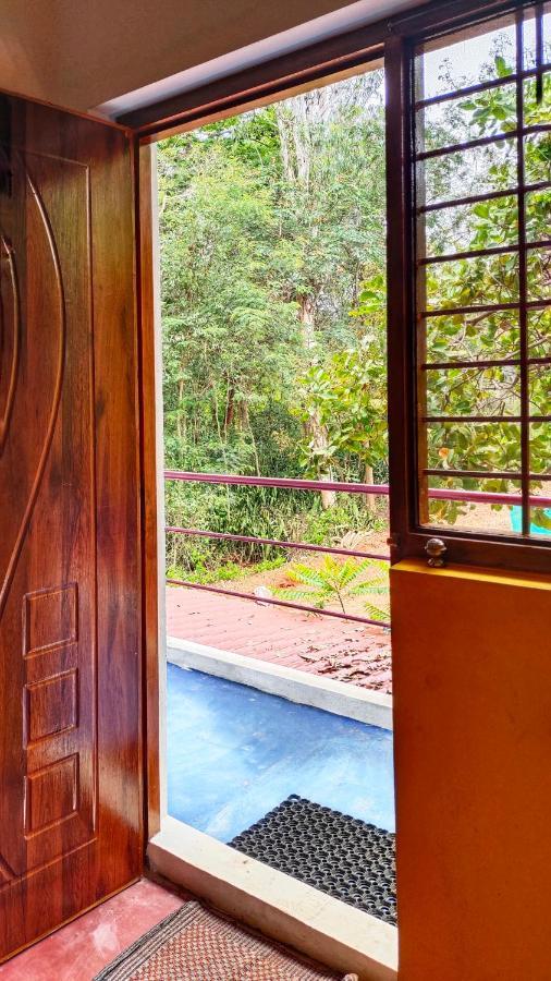 Travellers Tribe By Livelehood Habitat Albergue Auroville Exterior foto